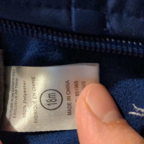 NHL Leafs Toddler Jacket 18 months dark navy blue. - Picture 5 of 7